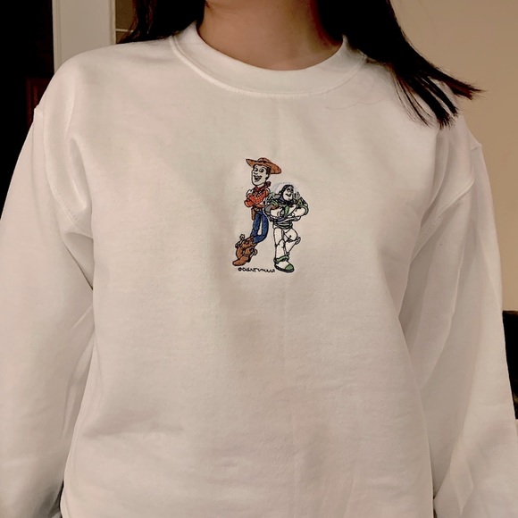 BUZZ LIGHTHYEAR & WOODY - TOY STORY VINTAGE LOOKING EMBROIDERED SWEATSHIRT - Picture 1 of 3